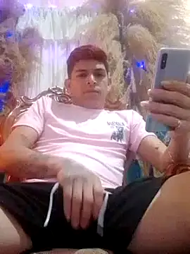 Snapshot of duquehotvoy chatting on 8, 2, 2025 duquehotvoy online show from 8, 2, 2025