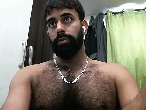 Snapshot of indianhairybull chatting on 24, 9, 2025 indianhairybull online show from 24, 9, 2025
