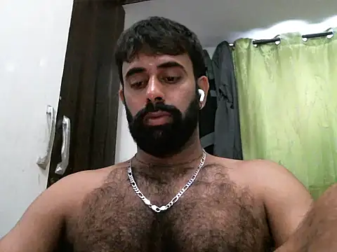 Snapshot of indianhairybull chatting on 1, 10, 2025 indianhairybull online show from 1, 10, 2025
