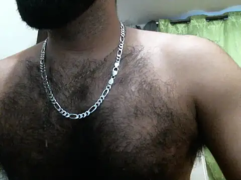 Snapshot of indianhairybull chatting on 9, 10, 2025 indianhairybull online show from 9, 10, 2025