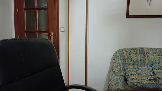 Snapshot of AbbySecrets- chatting on 6, 3, 2025 AbbySecrets- online show from 6, 3, 2025