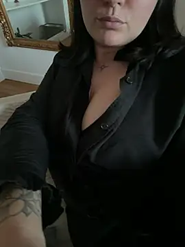 Snapshot of Orgasmille chatting on 5, 4, 2026 Orgasmille online show from 5, 4, 2026