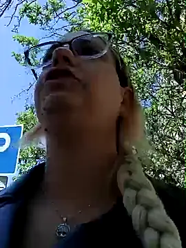 Snapshot of Mia_RainX chatting on 30, 4, 2026 Mia RainX online show from 30, 4, 2026