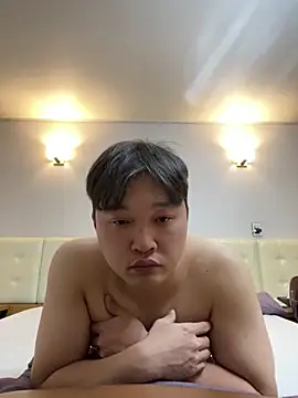 Snapshot of offwhite777 chatting on 19, 2, 2025 offwhite777 online show from 19, 2, 2025