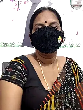 Snapshot of Tamil_Meera12 chatting on 3, 5, 2026 Tamil Meera12 online show from 3, 5, 2026