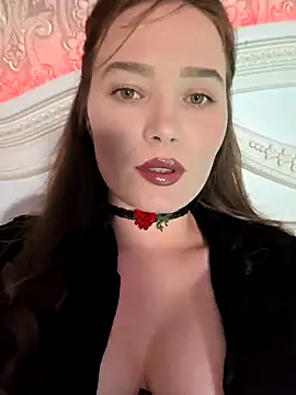 Snapshot of GoddessYanaMironova chatting on 19, 4, 2026 GoddessYanaMironova online show from 19, 4, 2026