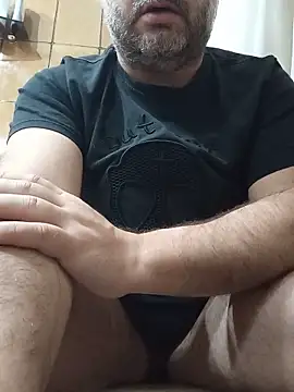Snapshot of NAvoglia chatting on 6, 6, 2026 NAvoglia online show from 6, 6, 2026
