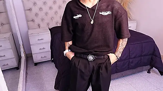 Snapshot of JhoanLeandro chatting on 23, 7, 2026 JhoanLeandro online show from 23, 7, 2026