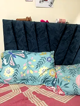 ariana sweet87 online show from 18, 9, 2025