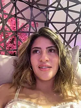 Andrea18 blonde online show from 18, 1, 2026