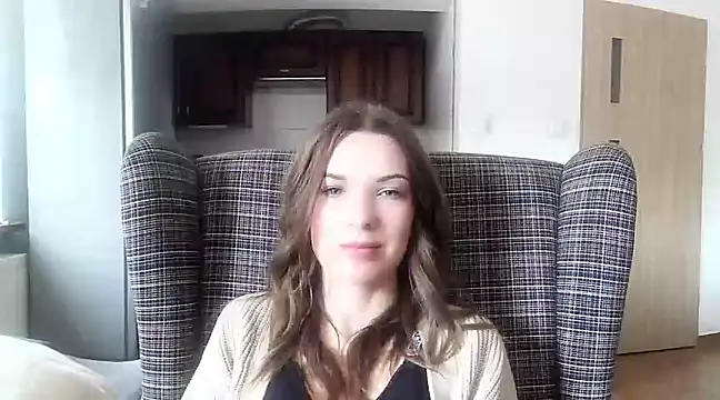 aurora lust online show from 4, 3, 2025