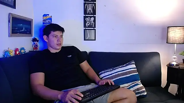 JamesCr  online show from 27, 11, 2025