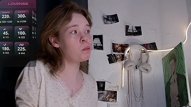 Kellybbface online show from 5, 3, 2026