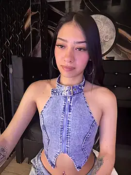 TayylorSexx online show from 26, 4, 2026