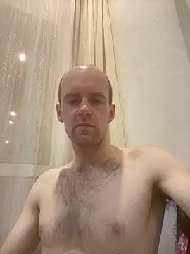 LynnAhNight online show from 13, 11, 2025