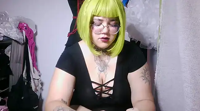 xomimuka online show from 13, 3, 2025