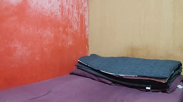 LuisA Femm online show from 18, 12, 2025