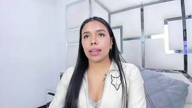 Snapshot of ZoeWan69 chatting on 27, 3, 2026 ZoeWan69 online show from 27, 3, 2026