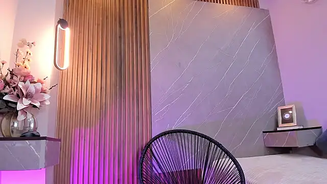 ariana jhonson1 online show from 11, 3, 2025