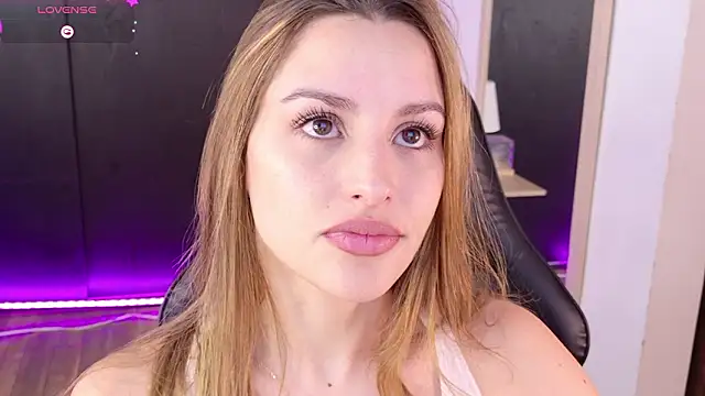 Snapshot of yourdream_6 chatting on 24, 2, 2026 yourdream 6 online show from 24, 2, 2026