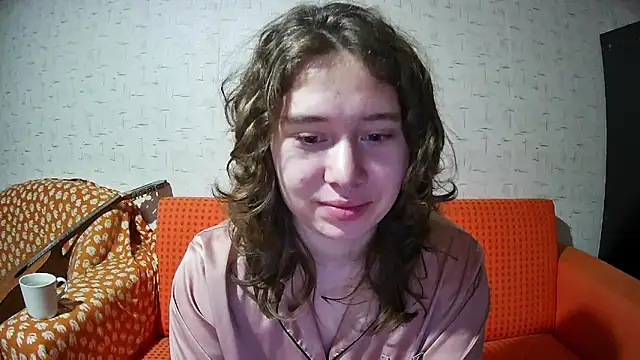 girliemilk online show from 17, 11, 2025