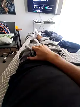 Snapshot of Maty_hot_01 chatting on 2, 2, 2025 Maty hot 01 online show from 2, 2, 2025