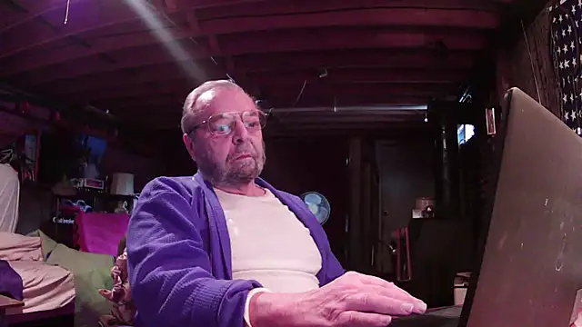 Snapshot of mercuryice chatting on 10, 2, 2025 mercuryice online show from 10, 2, 2025