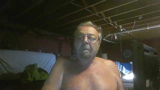 Snapshot of mercuryice chatting on 8, 10, 2025 mercuryice online show from 8, 10, 2025