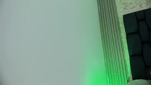 Ashlyaurora online show from 24, 3, 2026