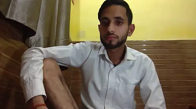 Queen Couple online show from 17, 2, 2025