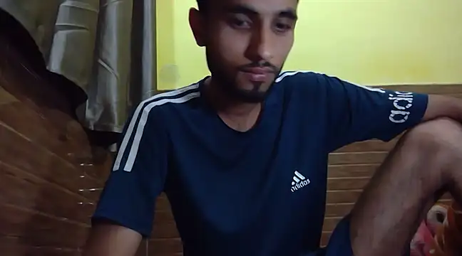 Queen Couple online show from 18, 2, 2025