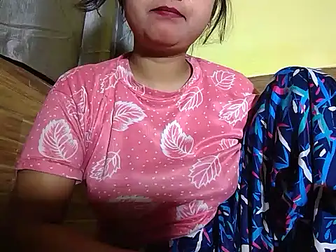 Queen Couple online show from 27, 2, 2025