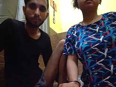 Queen Couple online show from 28, 2, 2025