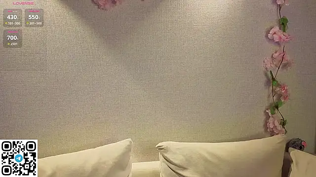 Snapshot of Anadeyaaa chatting on 9, 2, 2026 Anadeyaaa online show from 9, 2, 2026