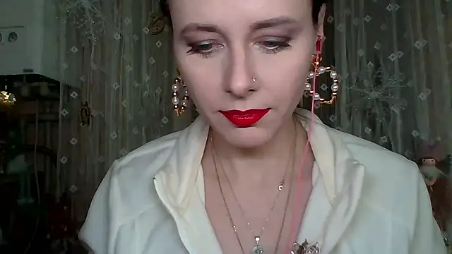 LuminousLady online show from 13, 1, 2026