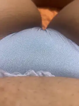 Snapshot of tunenarica22 chatting on 22, 2, 2026 tunenarica22 online show from 22, 2, 2026