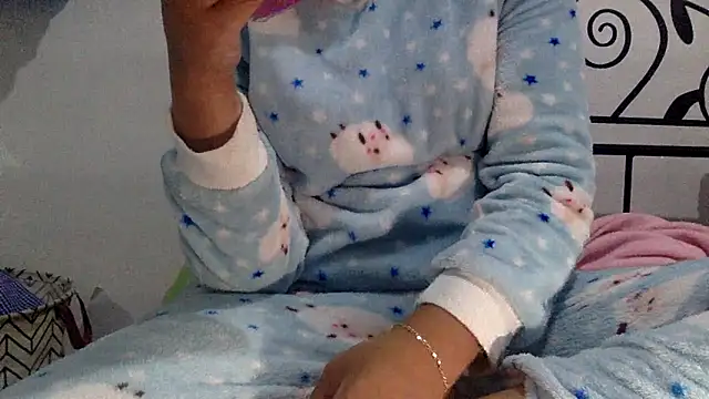 sharonlopez9611 online show from 19, 2, 2026