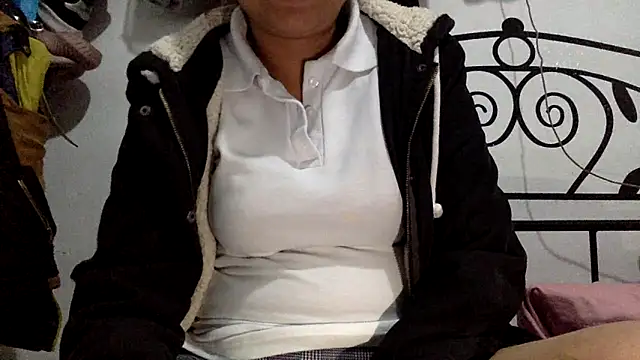 sharonlopez9611 online show from 31, 3, 2026