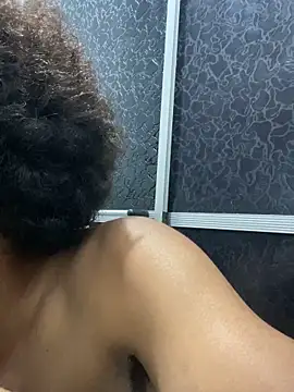 Mineirinho043 online show from 25, 11, 2025