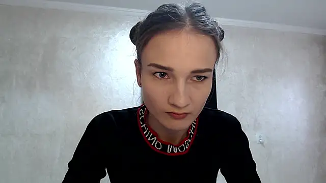 RoyalDessertt online show from 11, 11, 2025