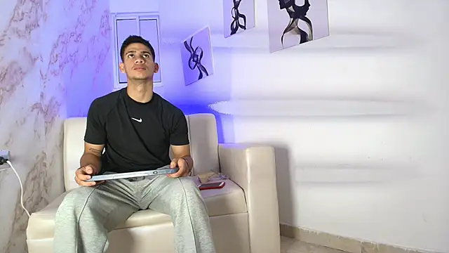 ANDRES STUD online show from 4, 11, 2025