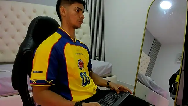 Snapshot of ANDRES_STUD chatting on 30, 3, 2026 ANDRES STUD online show from 30, 3, 2026