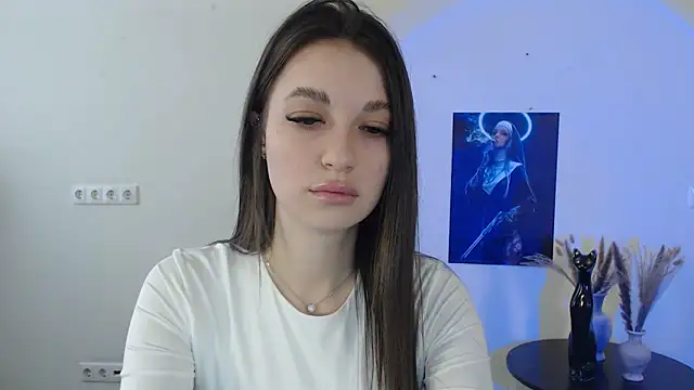 Snapshot of Eva_Eldis chatting on 8, 3, 2025 Eva Eldis online show from 8, 3, 2025