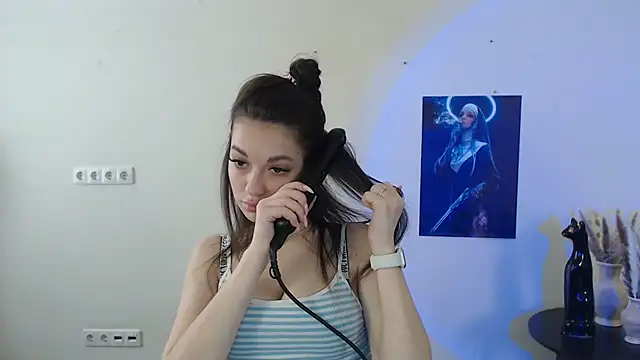 Snapshot of Eva_Eldis chatting on 13, 3, 2025 Eva Eldis online show from 13, 3, 2025