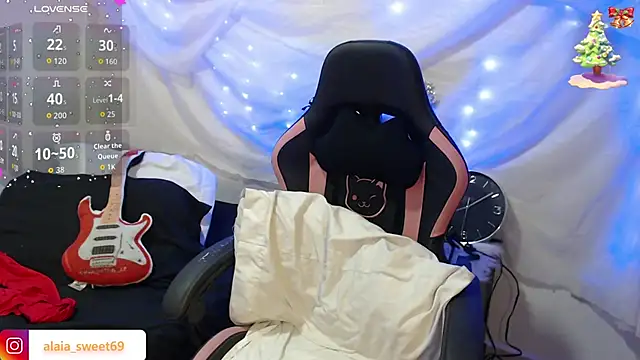 alaia sweetxxx online show from 17, 12, 2025