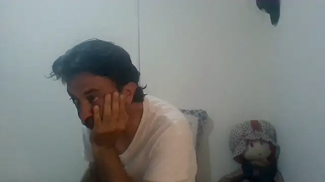 jeans and emma online show from 18, 3, 2026