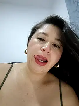 Snapshot of Sexy_Tifany chatting on 24, 9, 2025 Sexy Tifany online show from 24, 9, 2025