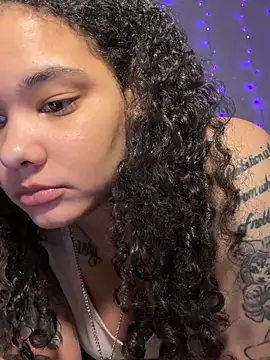 tastylolaaa online show from 4, 4, 2026