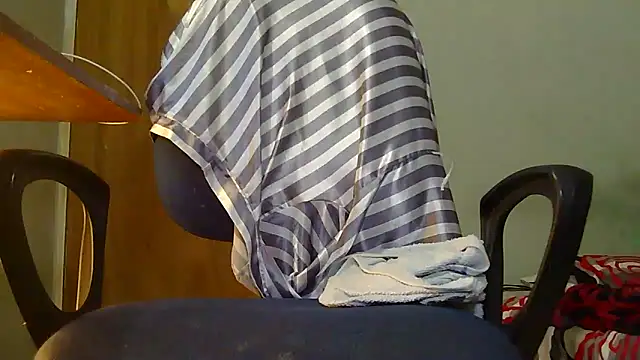 Snapshot of blondiebbc chatting on 21, 6, 2026 blondiebbc online show from 21, 6, 2026