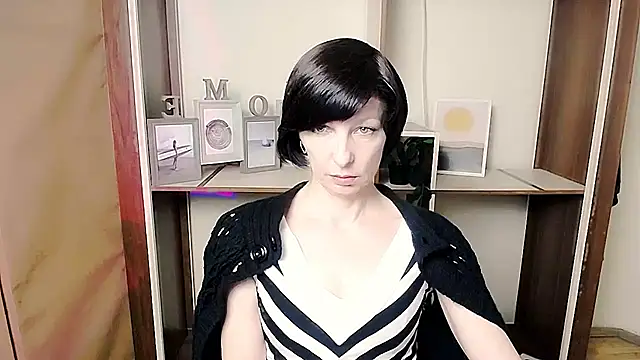 Snapshot of _AngeliaFlow_ chatting on 12, 2, 2026 AngeliaFlow online show from 12, 2, 2026